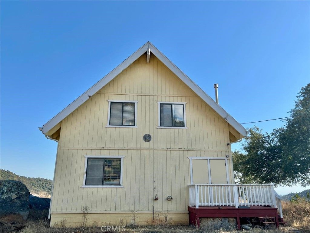 Image 5 of property listing at 46396 Redwing, Squaw Valley, CA 93675