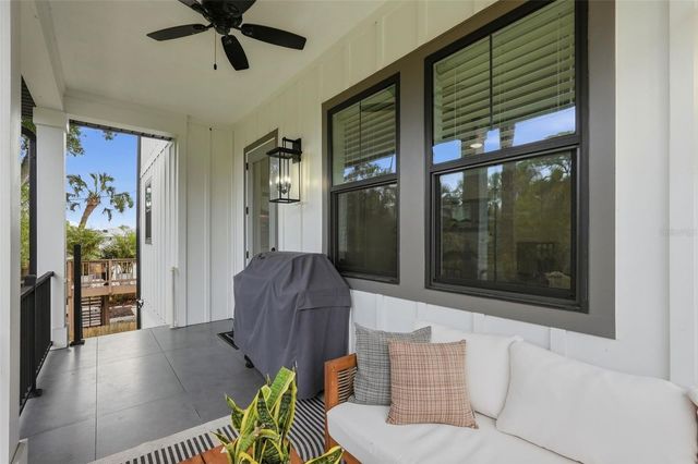 1727 MARYLAND AVENUE NE, St Petersburg, FL 33703