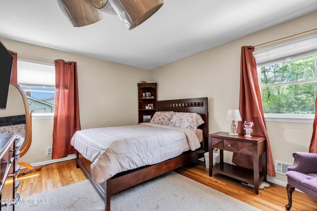 37 Old Bridge Drive, Howell, NJ 07731