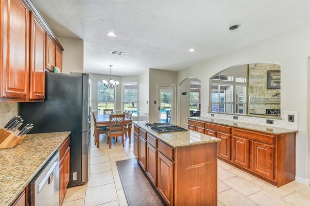 32711 Tall Oaks Way, Magnolia, TX 77354