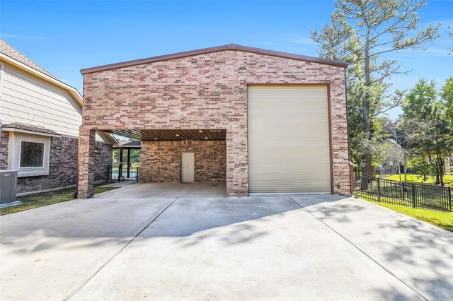 32711 Tall Oaks Way, Magnolia, TX 77354