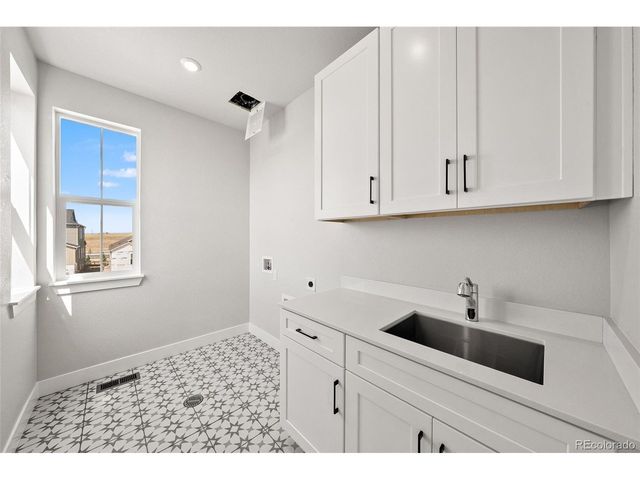 16418 Lone Wolf Pl, Parker, CO 80134