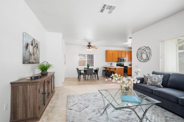729 Lynnplace, El Cajon, CA 92020