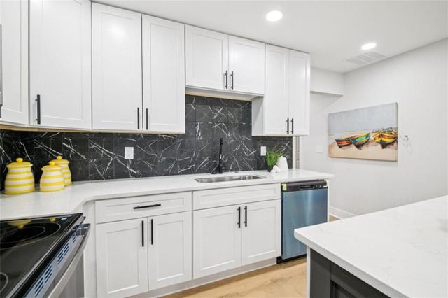354 Brooks Avenue SW, Atlanta, GA 30310
