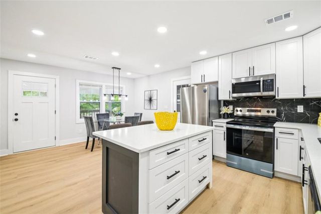 354 Brooks Avenue SW, Atlanta, GA 30310
