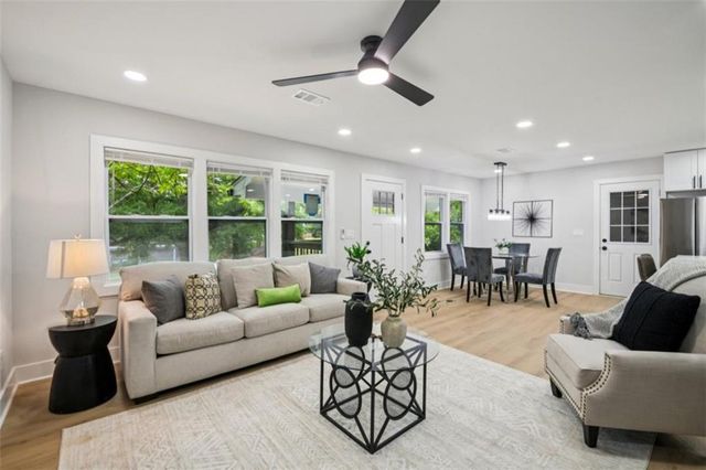 354 Brooks Avenue SW, Atlanta, GA 30310