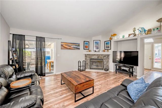 27829 Sunrise Lane, Canyon Country, CA 91351