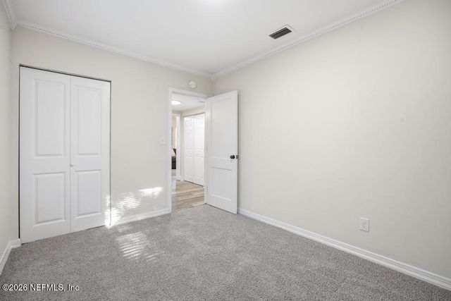 120 E OAK HILL Drive, Palatka, FL 32177