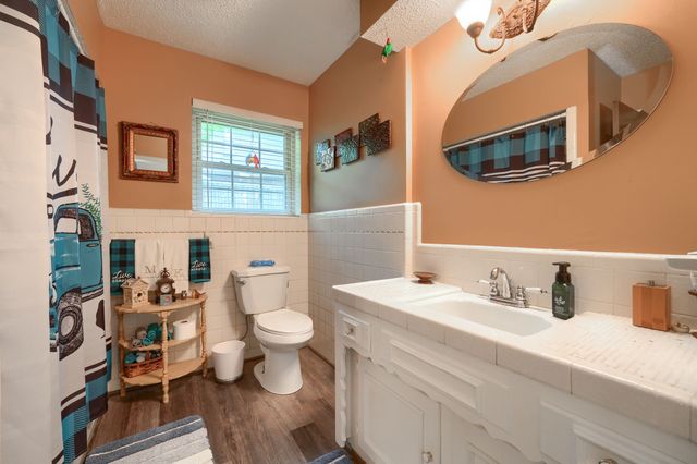 8226 Hunnicut Road, Dallas, TX 75228