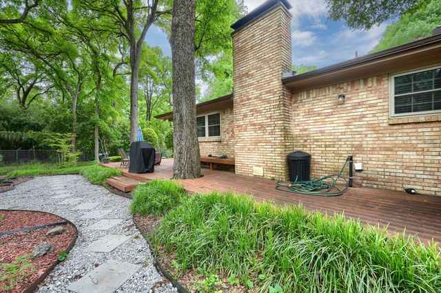 8226 Hunnicut Road, Dallas, TX 75228