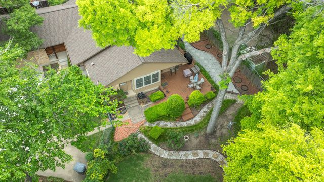 8226 Hunnicut Road, Dallas, TX 75228