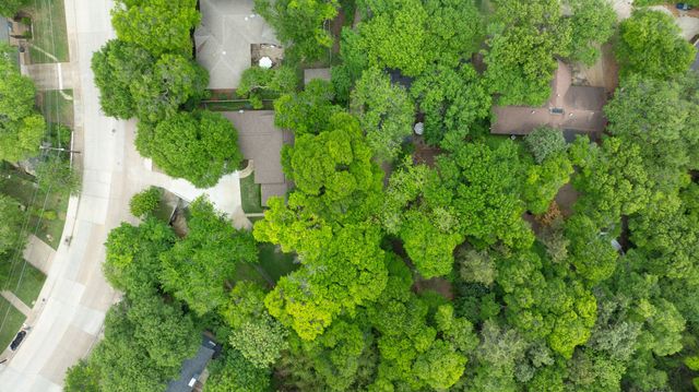 8226 Hunnicut Road, Dallas, TX 75228