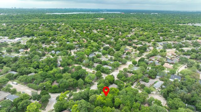 8226 Hunnicut Road, Dallas, TX 75228