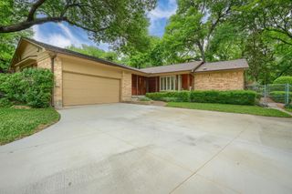 8226 Hunnicut Road, Dallas, TX 75228