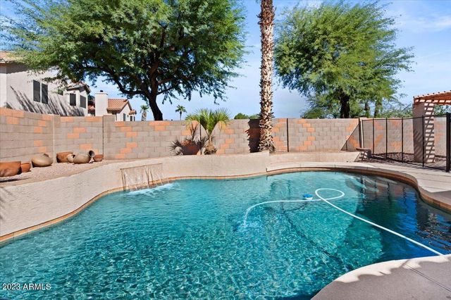 5744 E ESTRID Avenue, Scottsdale, AZ 85254