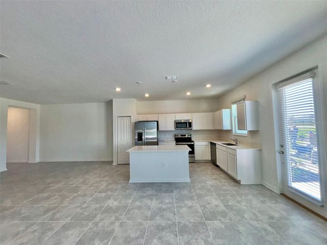 382 BOGEY DRIVE, Davenport, FL 33896