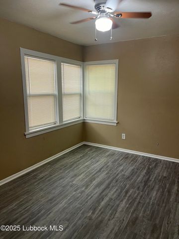 1409 24th Street, Lubbock, TX 79411