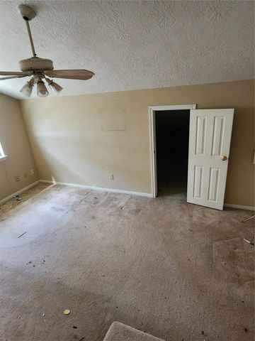 12431 Lakeview Drive, Montgomery, TX 77356