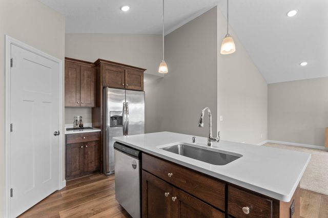 6631 210th Street W, Farmington, MN 55024