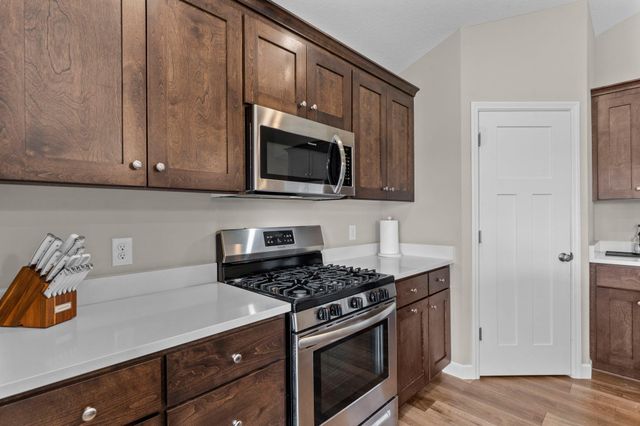 6631 210th Street W, Farmington, MN 55024