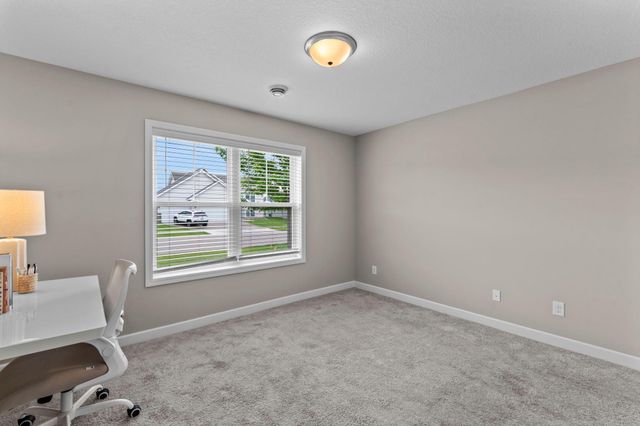6631 210th Street W, Farmington, MN 55024