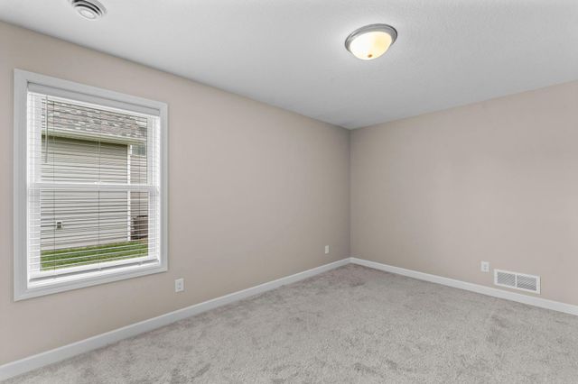 6631 210th Street W, Farmington, MN 55024