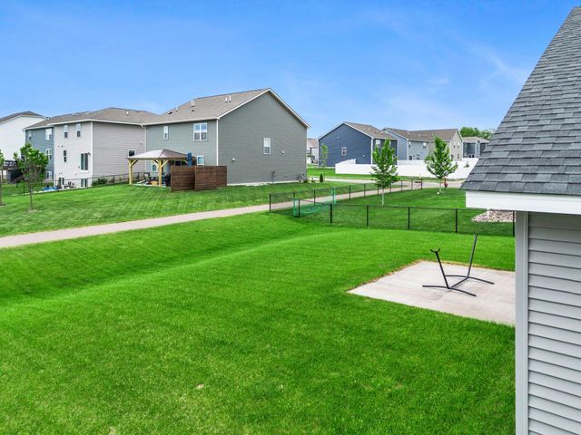 6631 210th Street W, Farmington, MN 55024
