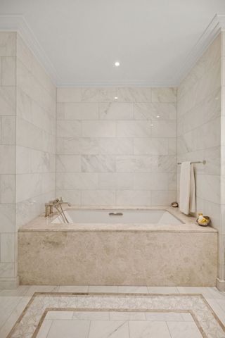 435 N Michigan Avenue 1112, Chicago, IL 60611