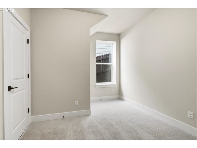 12380 Sw Silvertip St, Beaverton, OR 97007