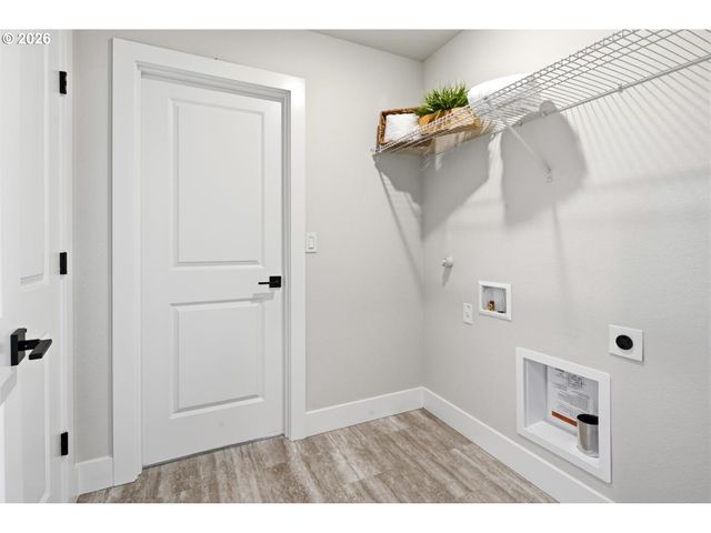 12380 Sw Silvertip St, Beaverton, OR 97007