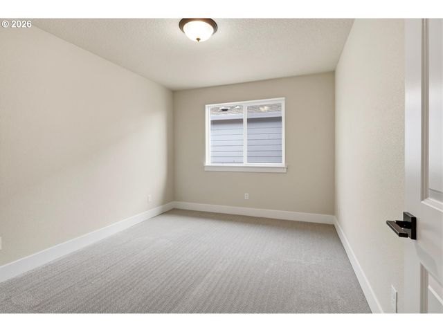 12380 Sw Silvertip St, Beaverton, OR 97007