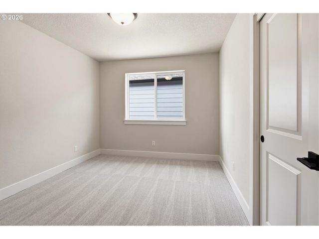 12380 Sw Silvertip St, Beaverton, OR 97007
