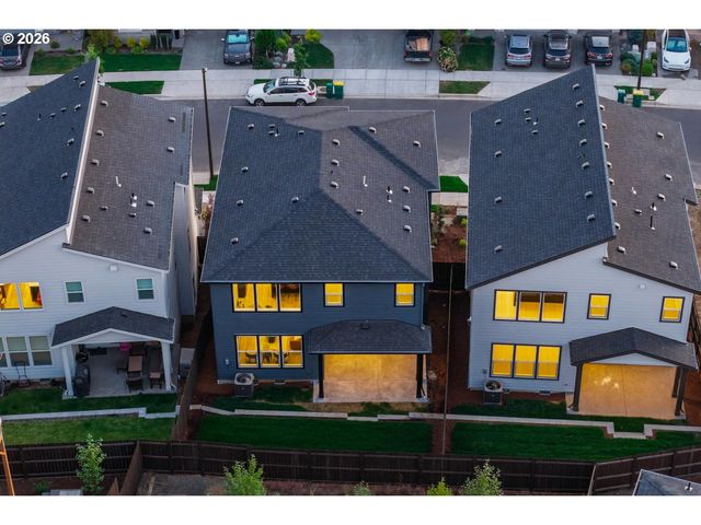 12380 Sw Silvertip St, Beaverton, OR 97007