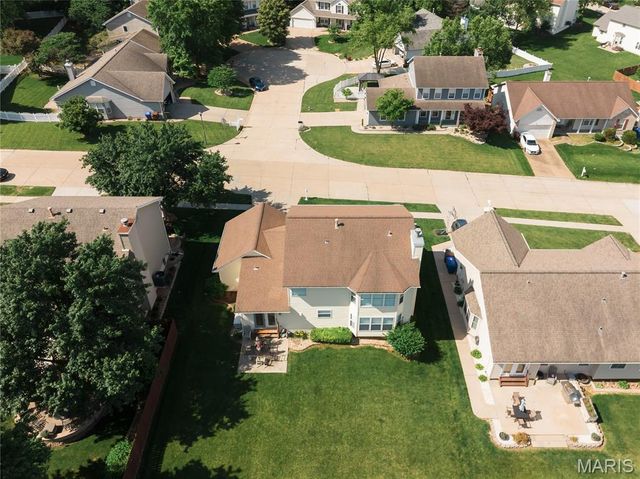 1118 Treeshade Drive, St Peters, MO 63376