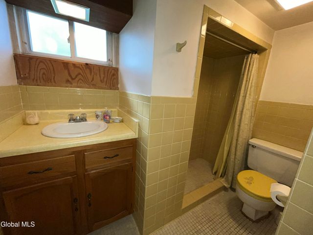 246 Vliet Boulevard, Cohoes, NY 12047