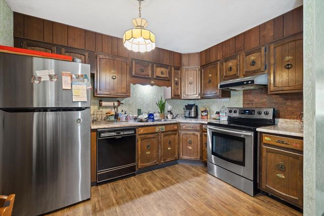 3925 31st AVENUE, Kenosha, WI 53144