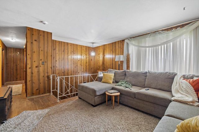 3925 31st AVENUE, Kenosha, WI 53144
