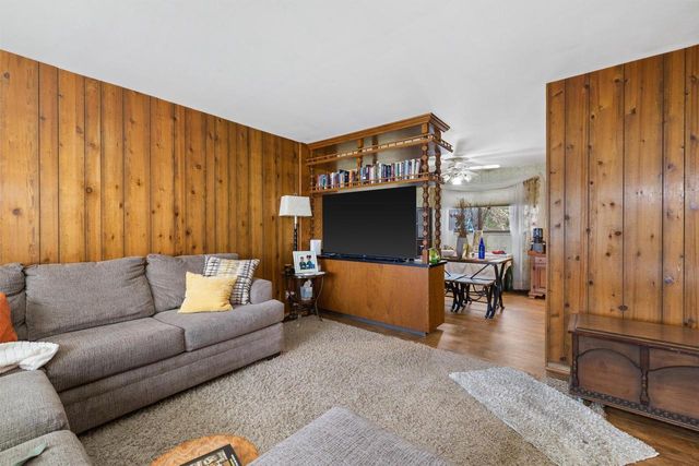 3925 31st AVENUE, Kenosha, WI 53144