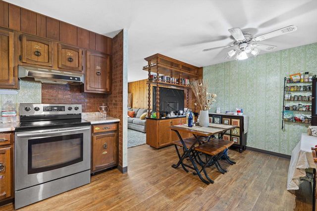 3925 31st AVENUE, Kenosha, WI 53144