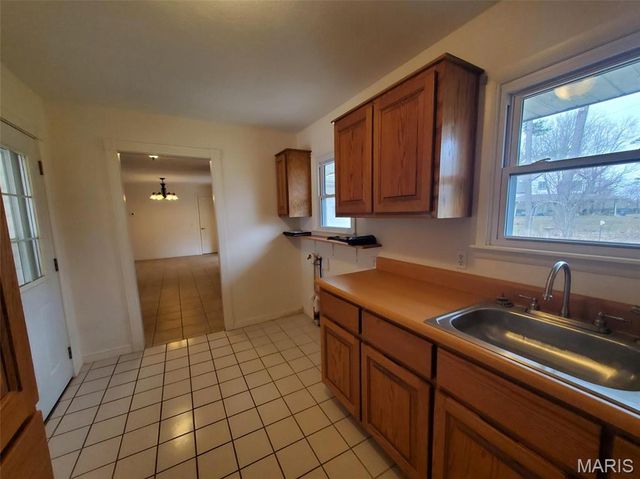 528 Dogwood Lane, Houston, MO 65483