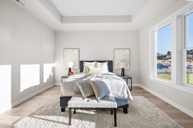 4090 S Kingwood St, Kennewick, WA 99338