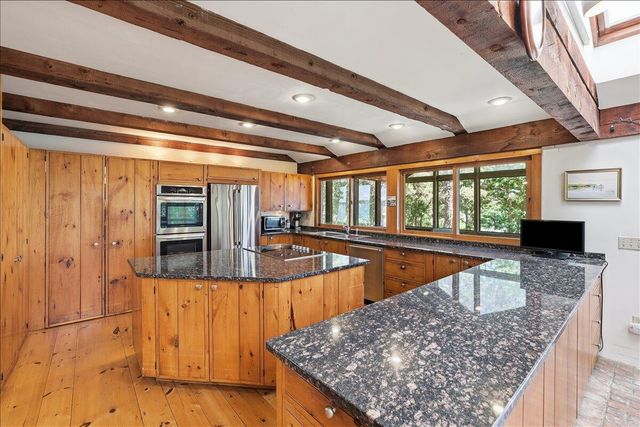 40 KITTIWAKE Lane, Eastham, MA 02642