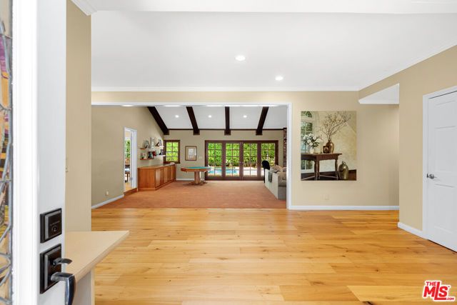 17341 Cumpston Street, Encino (los Angeles), CA 91316