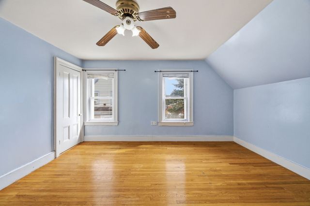 27 Houston Pl, Lynn, MA 01905