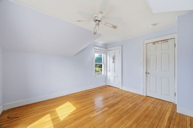 27 Houston Pl, Lynn, MA 01905