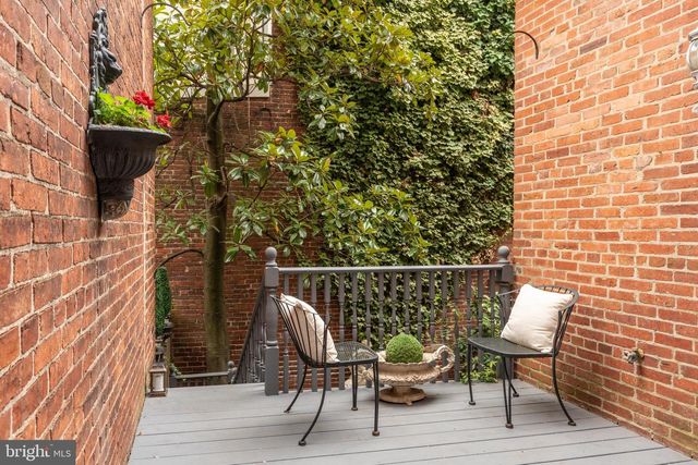 3070 Q ST NW, Washington, DC 20007