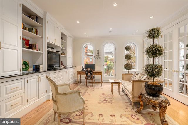 3070 Q ST NW, Washington, DC 20007