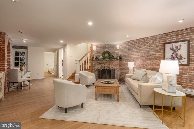 3070 Q ST NW, Washington, DC 20007