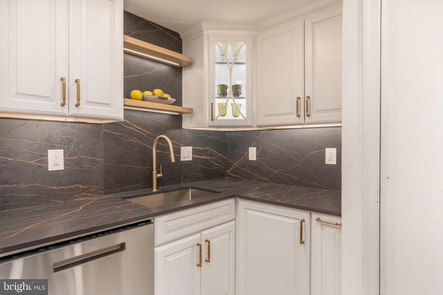 3070 Q ST NW, Washington, DC 20007