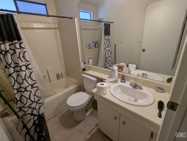 3386 Greenacre Drive, Santa Maria, CA 93455
